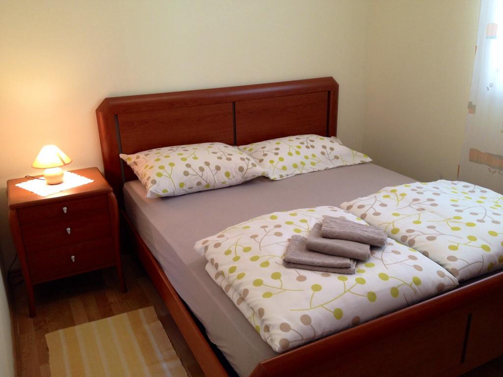 Apartments Rukavina Rogoznica  Pokoj fotografie