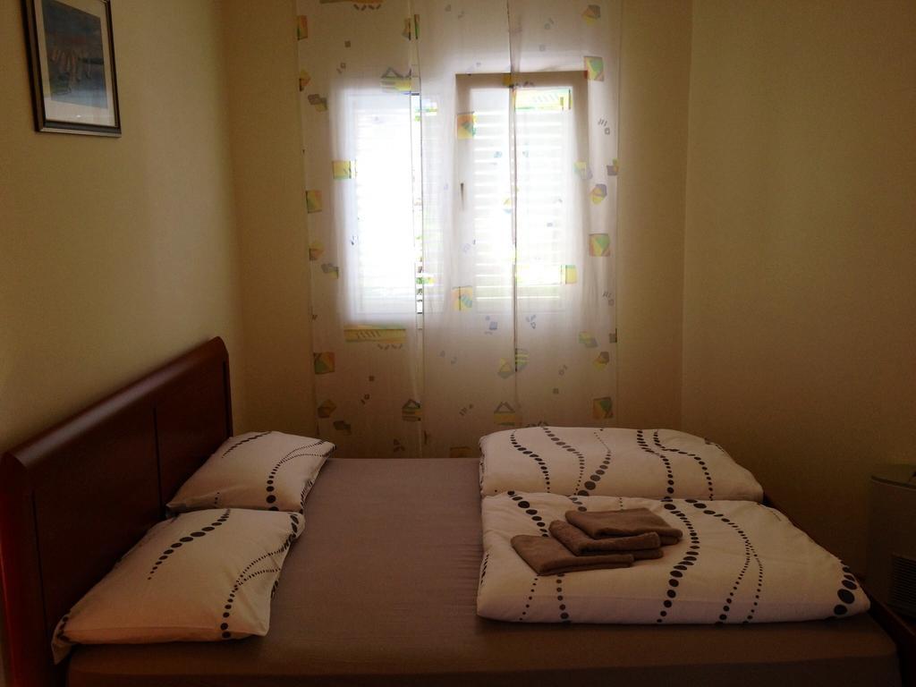 Apartments Rukavina Rogoznica  Pokoj fotografie